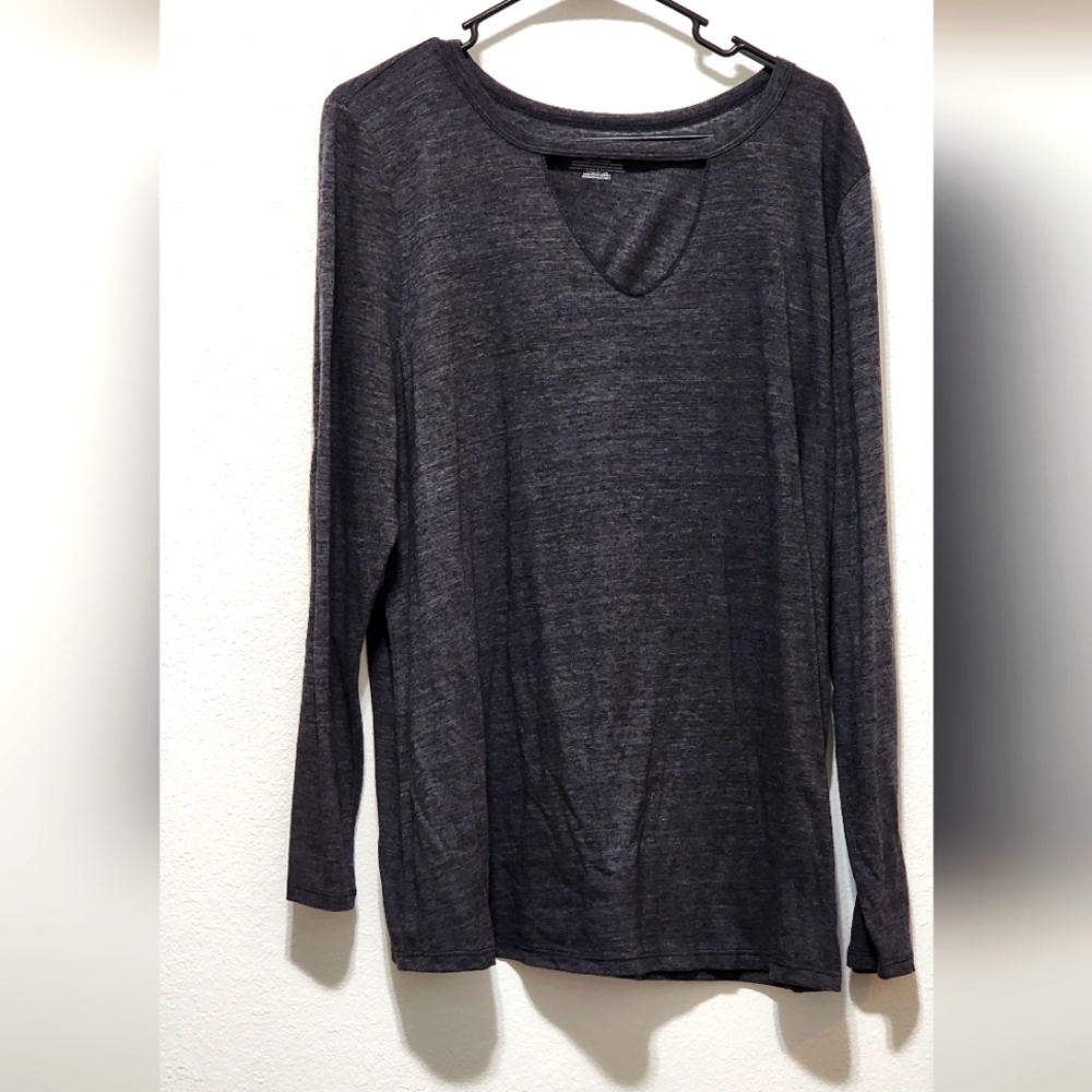 Keyhole top